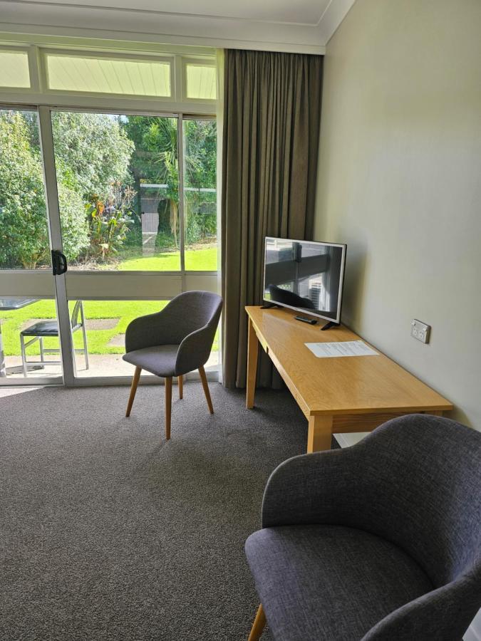 The Avenue Hotel Whanganui Bagian luar foto