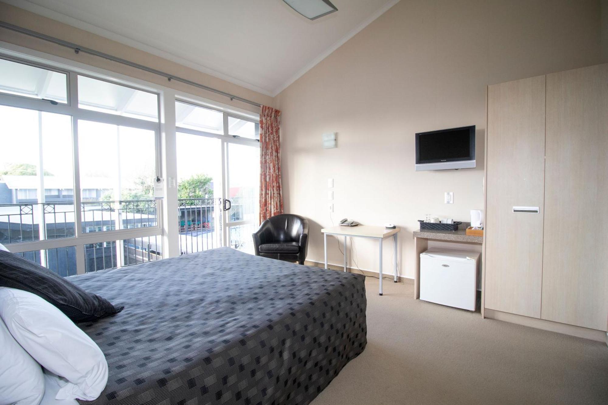 The Avenue Hotel Whanganui Bagian luar foto