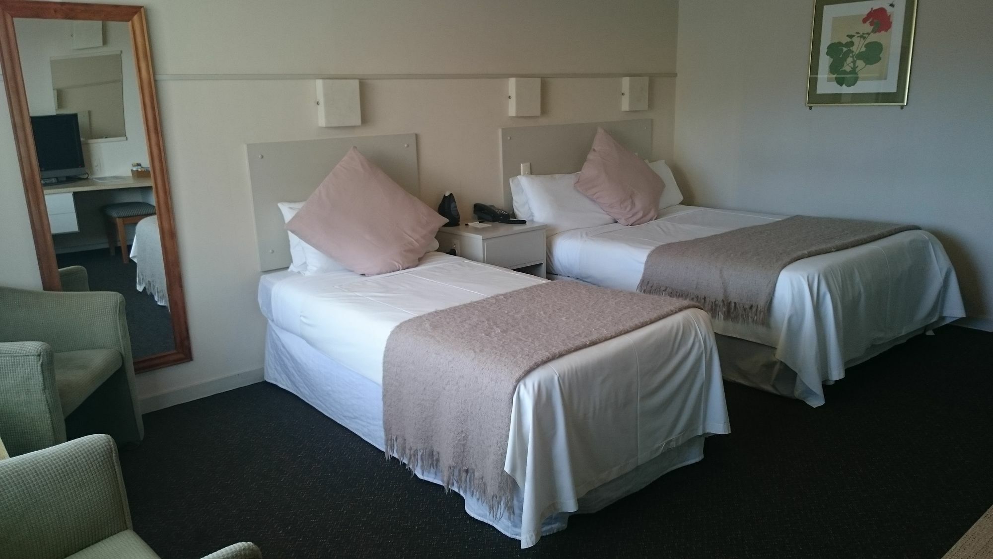 The Avenue Hotel Whanganui Bagian luar foto